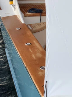 Rupp Bolt-Less Stainless Swivel Rod Holder 0 Degree Vertical 9 Rupp Bolt-Less Stainless Swivel Rod Holder 0 Degree Vertical -Recreational Fishing boltlessinstalled4