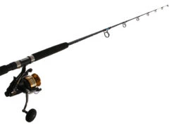 Shimano Baitrunner 8000 D And Aquatip Kayak Straylining Combo 5ft 6in 6-10kg 1pc