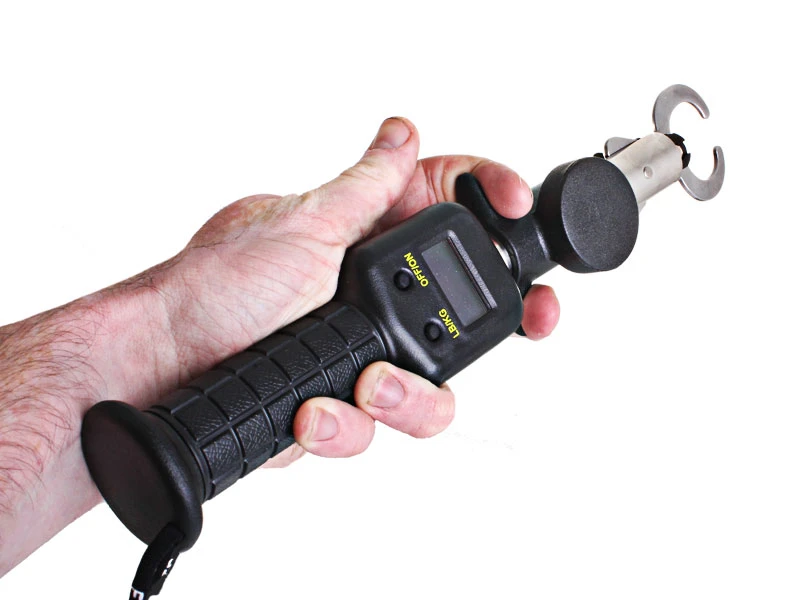 ManTackle Lip Gripper With Digital Scale 20kg 1 ManTackle Lip Gripper With Digital Scale 20kg