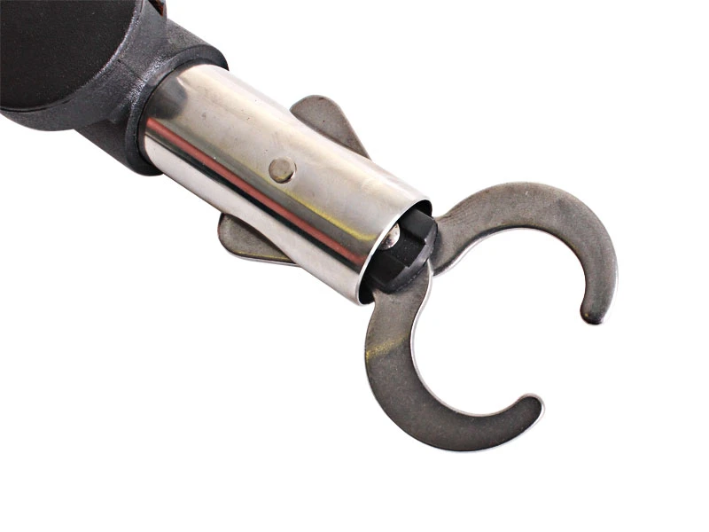 ManTackle Lip Gripper With Digital Scale 20kg 2 ManTackle Lip Gripper With Digital Scale 20kg - Image 2